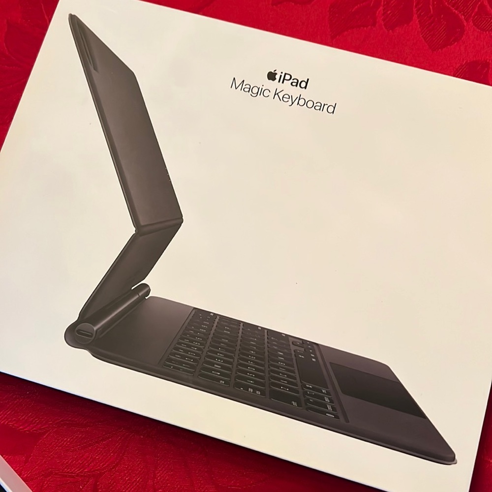 New iPad Magic Keyboard iPad Air 4th 5th generation, iPad Pro 11 inch (1,2,3rd)